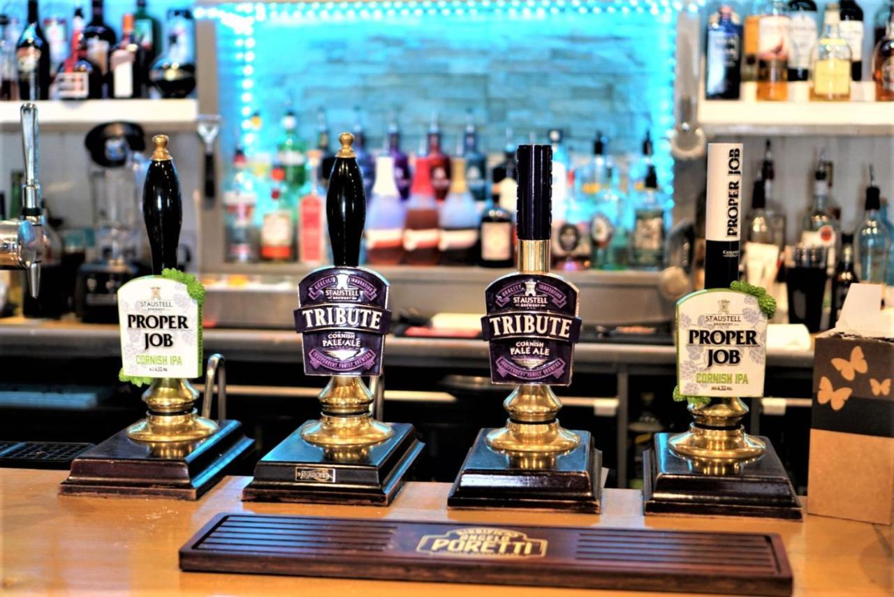 韦德布里奇 Molesworth Arms酒店 外观 照片
